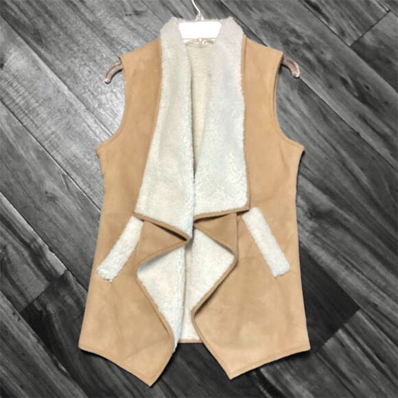 HAVE Flyaway Faux Fur Suede Women's Vest w Pockets in Camel Tan Small - Picture 10 of 12